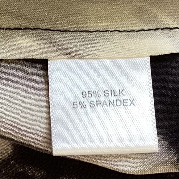 St. John Silk Sleeveless Deep V-neck Surplice Ruffled Collar Blouse Top Sz S - Picture 9 of 11